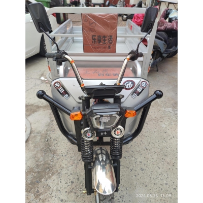 電動(dòng)三輪車